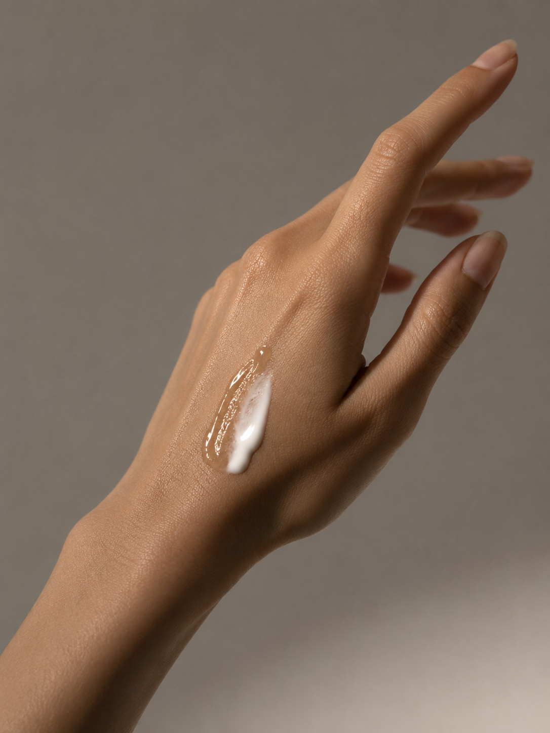 THE TIDES Oil-to-Milk Cleanser